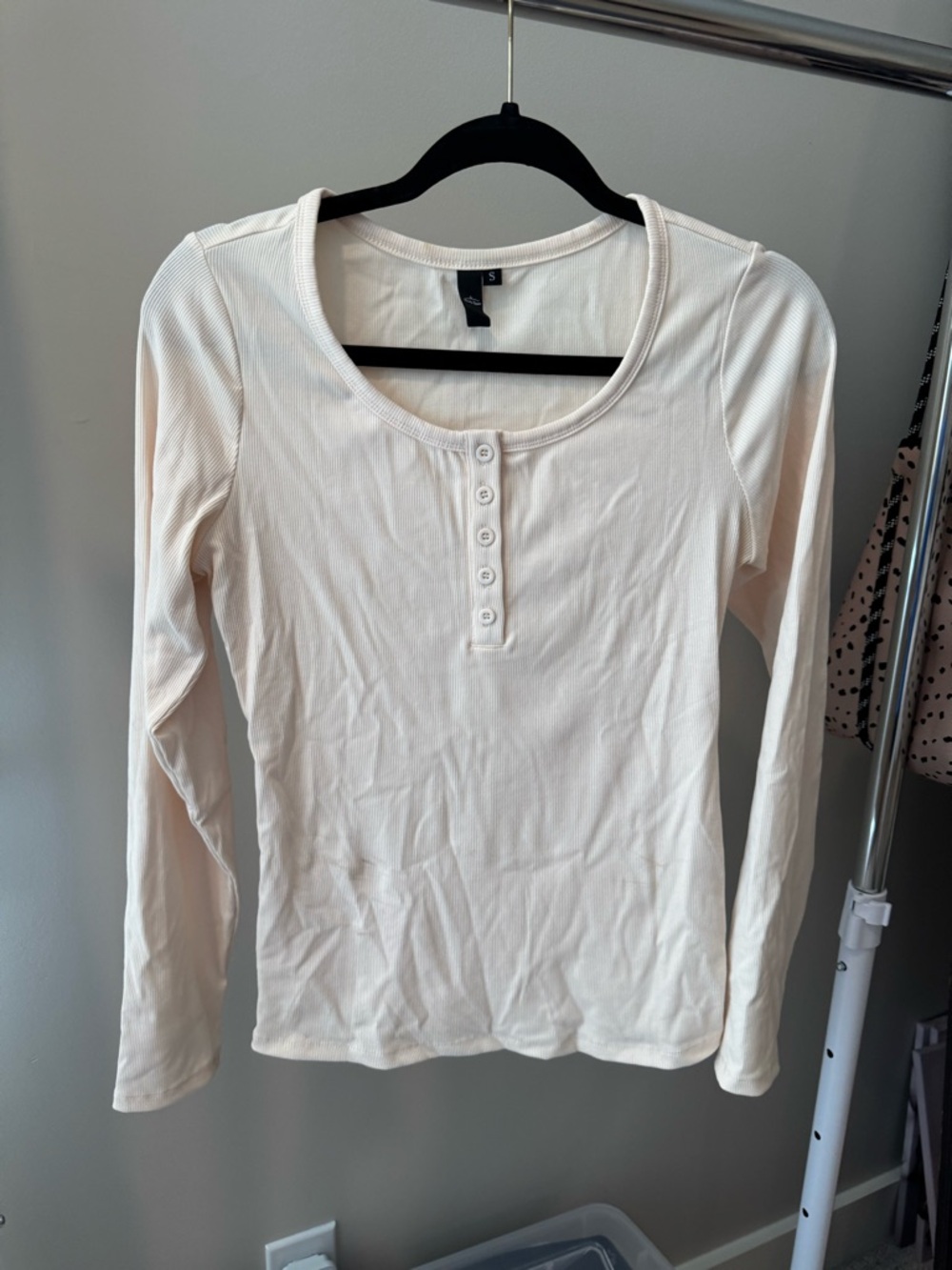 Women's Cream Long-Sleeve Henley Top